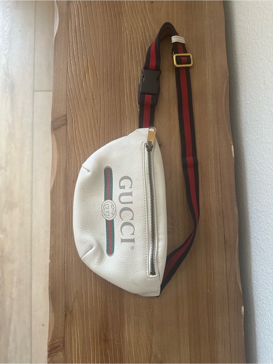 Gucci Handbags - GUCCI White Leather Belt Bag